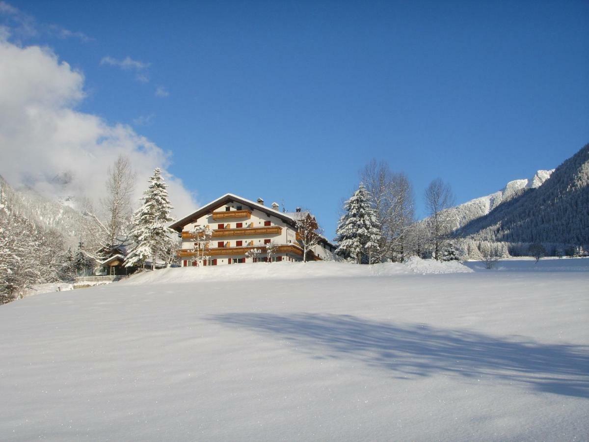 Kuehlerhof Aparthotel Antholz-Mittertal Exteriör bild