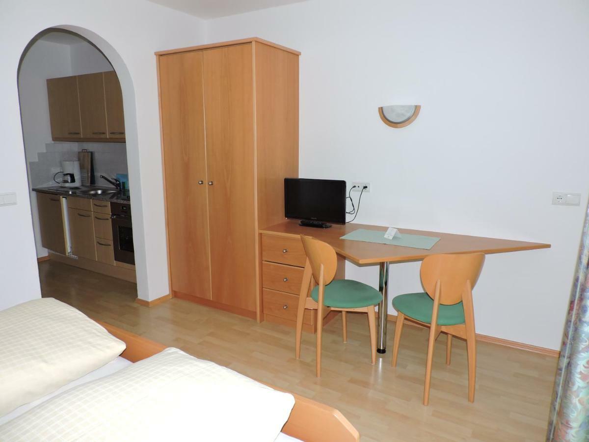 Kuehlerhof Aparthotel Antholz-Mittertal Exteriör bild